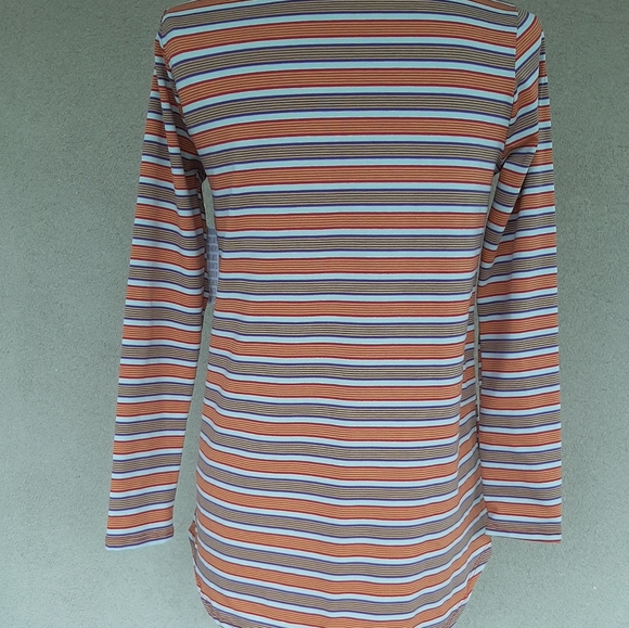 NWT LuLaRoe Lynnae-S with Stripes and Long Sleeves - Picture 8 of 14